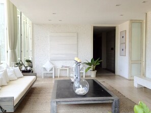 2 Bedroom Apartment | Living room | Flat-screen TV