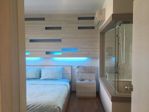 2 Bedroom Apartment | 2 quartos, cofres nos quartos, escrivaninha, Wi-Fi de cortesia