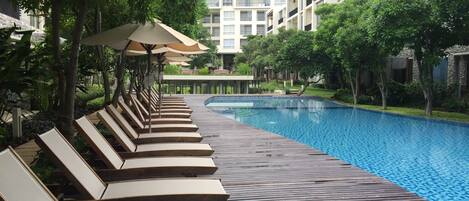Sun deck