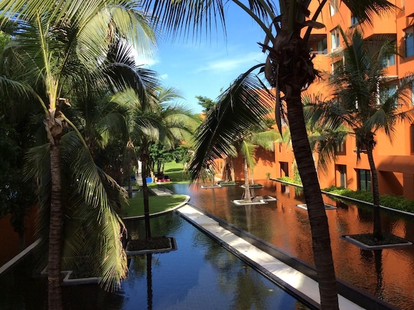 3 piscinas externas