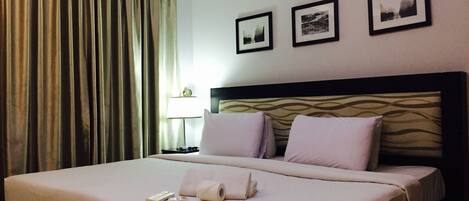 Rom – standard | Skrivebord, strykejern/-brett og wi-fi (inkludert)