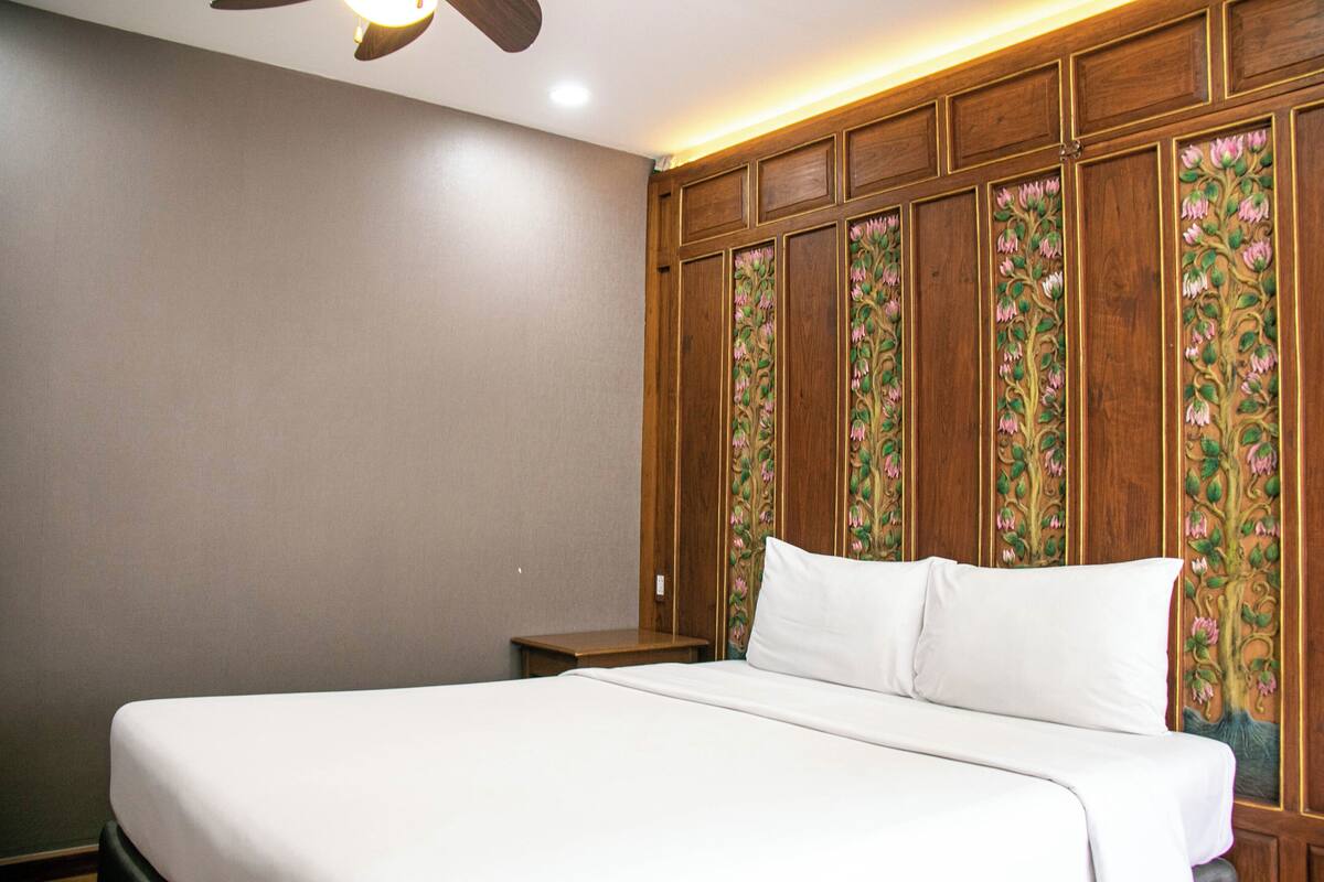 Standard Room (Second Building) | 迷你吧、房內夾萬、免費 Wi-Fi