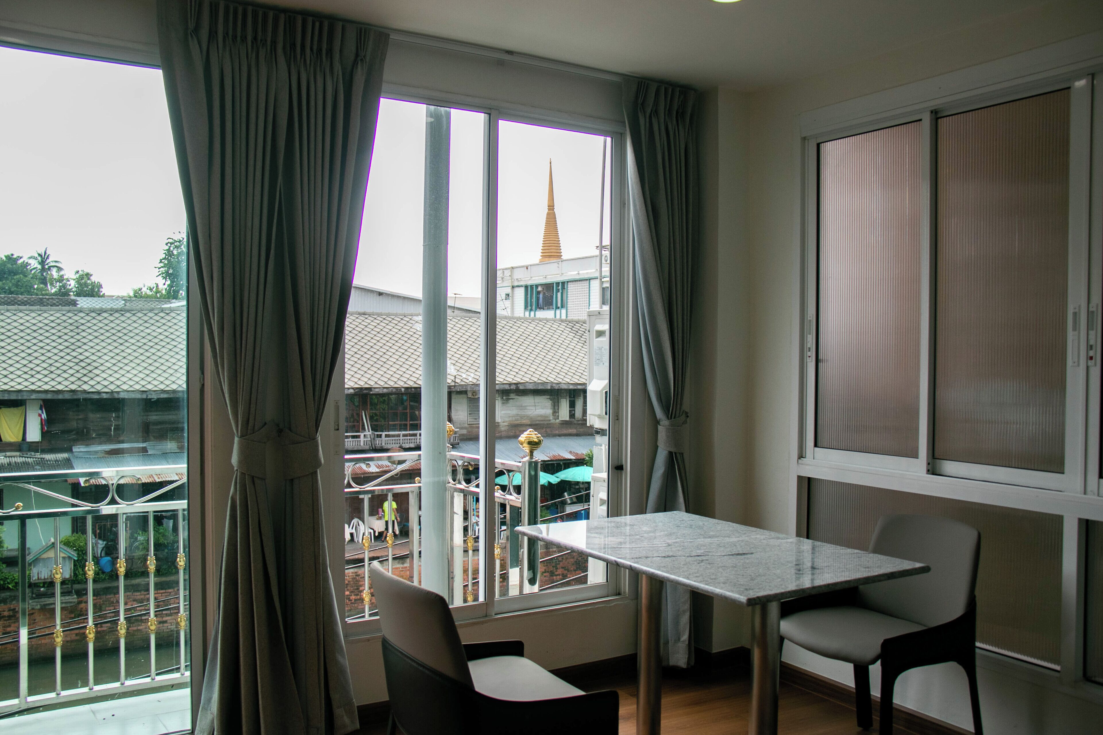 suite (second building) | in-room dining