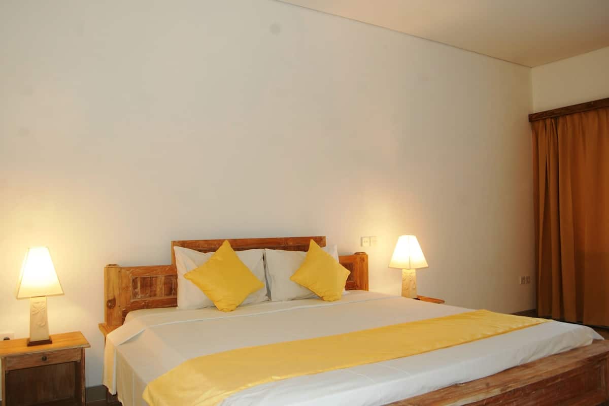 Deluxe Room | Desk, soundproofing, free WiFi, wheelchair access