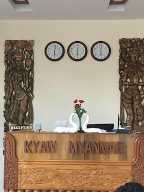 Reception - Kyaw Myanmar Hotel (Ngapali)