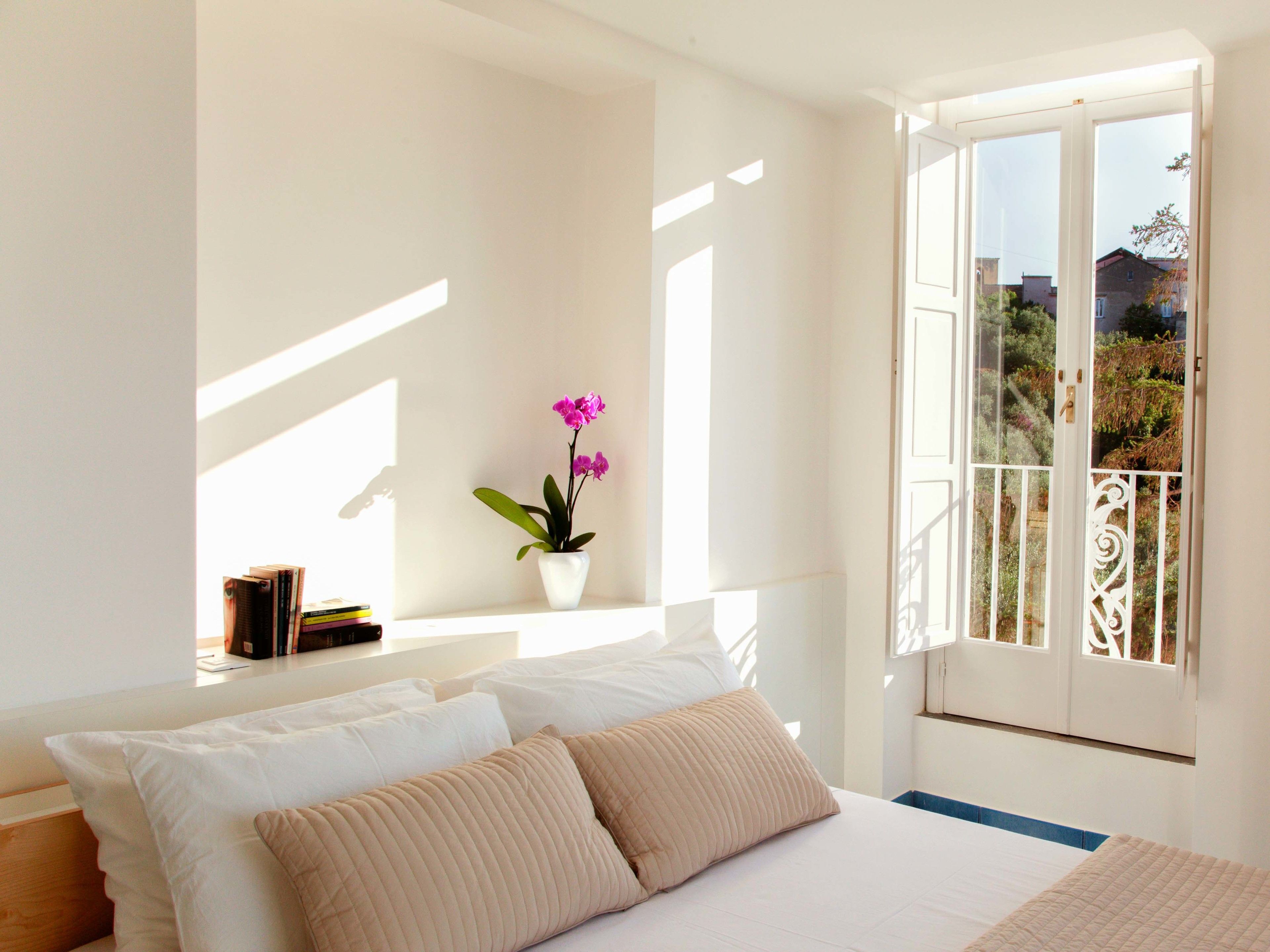 Superior Double Room, 1 Bedroom, Balcony, Sea Facing | Desk, soundproofing, cots/infant beds, travel cot