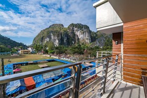Deluxe-Zimmer, 1 Queen-Bett, Balkon | Balkon