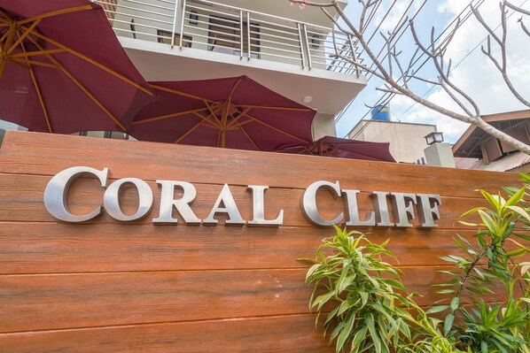 Exterior detail - Coral Cliff Hotel (El Nido)