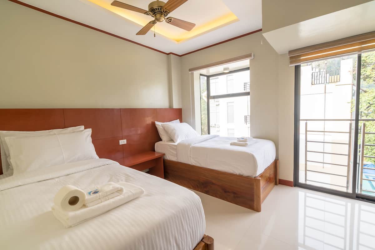 In-room safe, desk, iron/ironing board, free WiFi