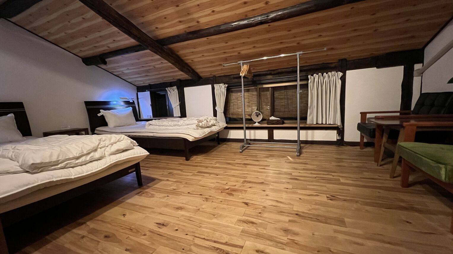 Free WiFi, bed sheets