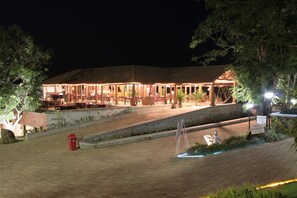 Property grounds - Manas Resort with Petting Zoo (Igatpuri)