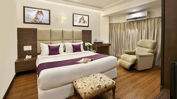 Signature Villa (Luxury Villa, Near Infinity Pool)