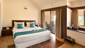 1 bedroom, Select Comfort beds, in-room safe, desk