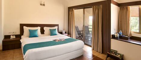 1 bedroom, Select Comfort beds, in-room safe, desk