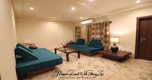 Vil·la reial (Luxury Villa, In-Room Mini Pool) | Matalassos de la marca Select Comfort i caixa forta a l'habitació 