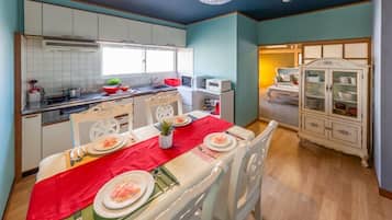 Superior Room, Annex (SORA) | In-room safe, desk, free WiFi, bed sheets