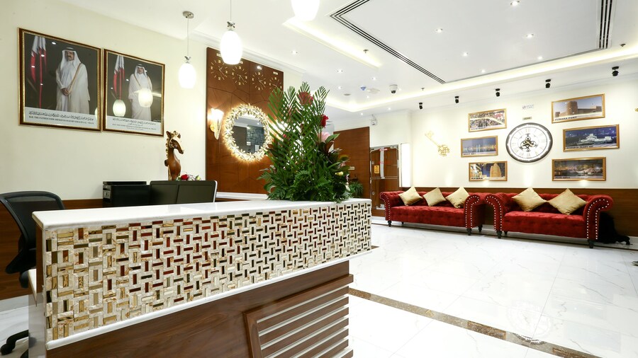 La Villa Suites Hotel