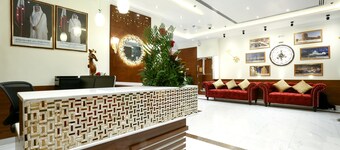 La Villa Suites Hotel