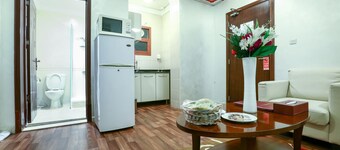 La Villa Suites Hotel