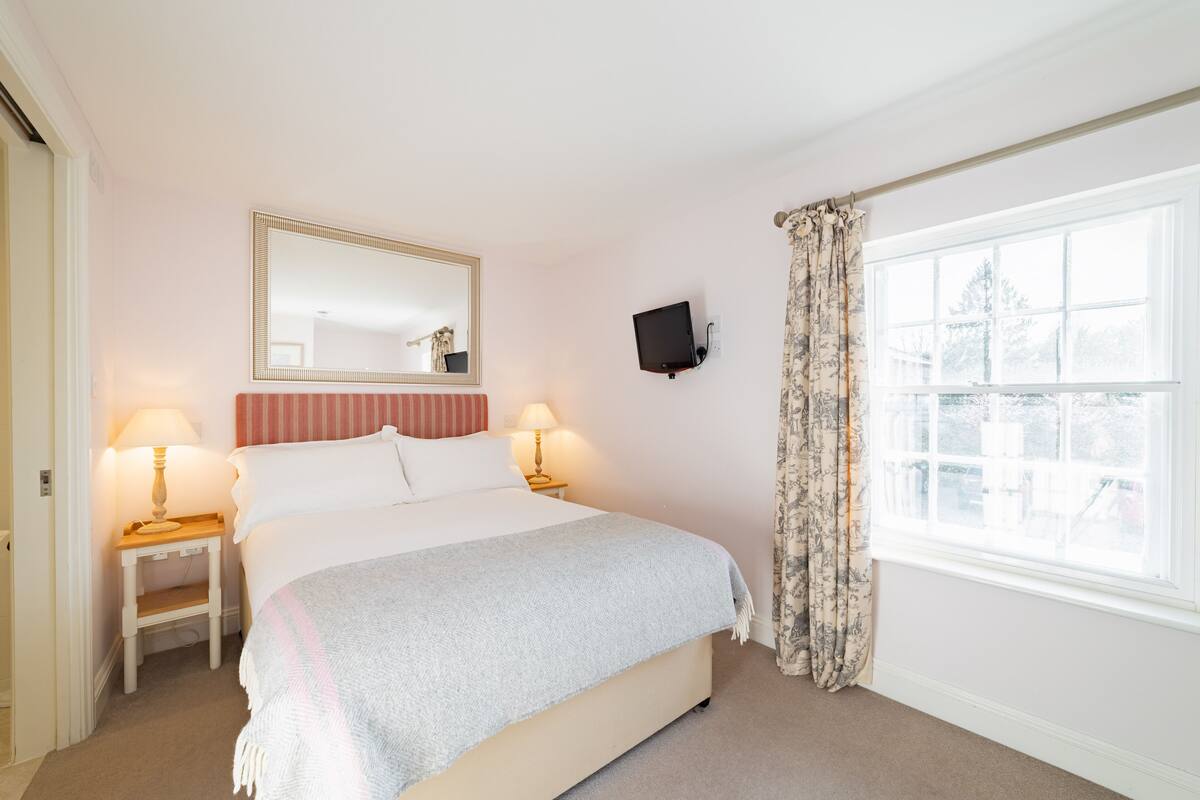 Standard Double Room, Ensuite