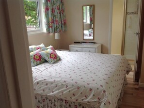 Double Room, Private Bathroom | Miscellaneous - Oak Tree House (Waterlooville)