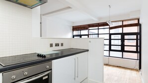 Room amenity - Birmingham Serviced Apartments- Wexler Lofts (Birmingham)