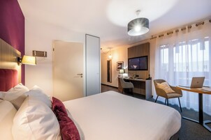 开间 | 客房内保险箱、办公桌、熨斗/熨衣板、免费婴儿床