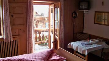 Basic Double Room, Mountain View, Mountainside | 2 bedrooms, premium bedding, in-room safe, soundproofing