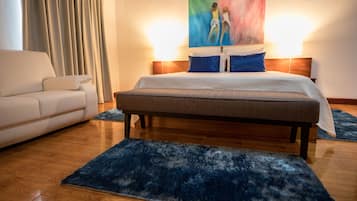 Comfort-Zimmer, Gartenblick | Minibar, Zimmersafe, Schreibtisch, kostenloses WLAN