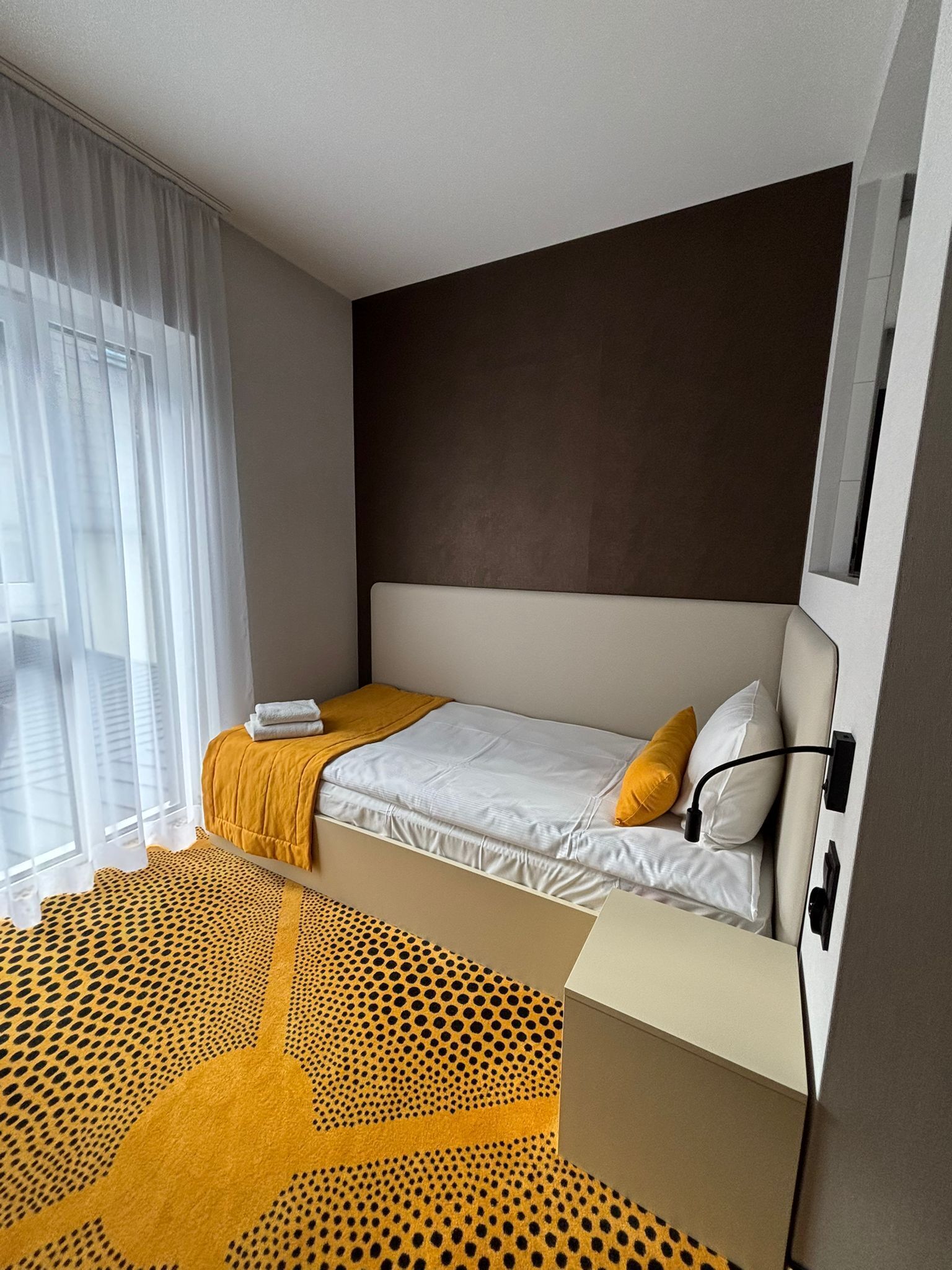 single room | in-room safe, desk, iron/ironing board, cots/infant beds