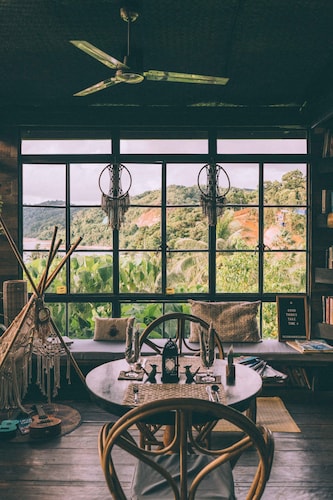 The Birdhouse El Nido - Glamping