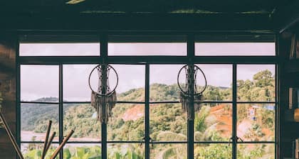 The Birdhouse El Nido - Glamping