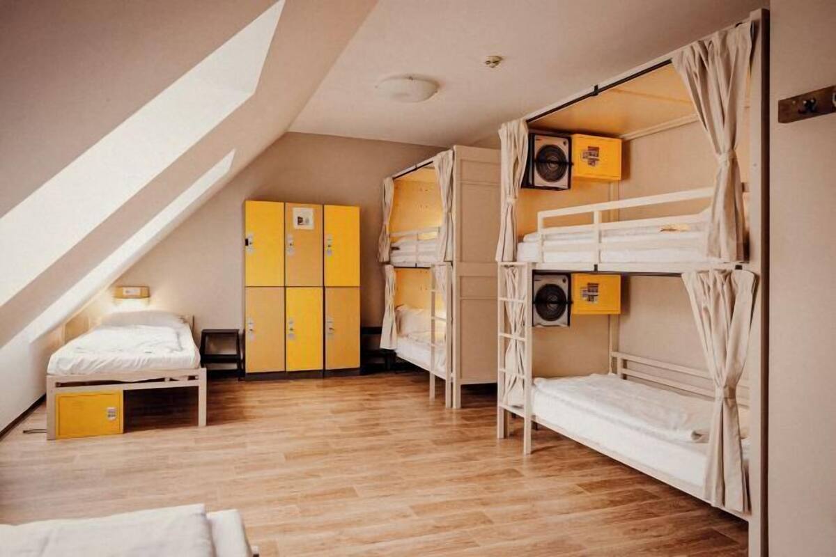Sistema de insonorización, wifi gratis, ropa de cama