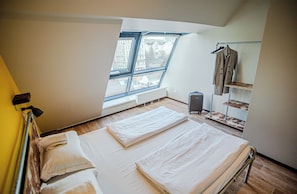 Soundproofing, free WiFi, bed sheets - Wombat's City Hostel Vienna Naschmarkt (Vienna)