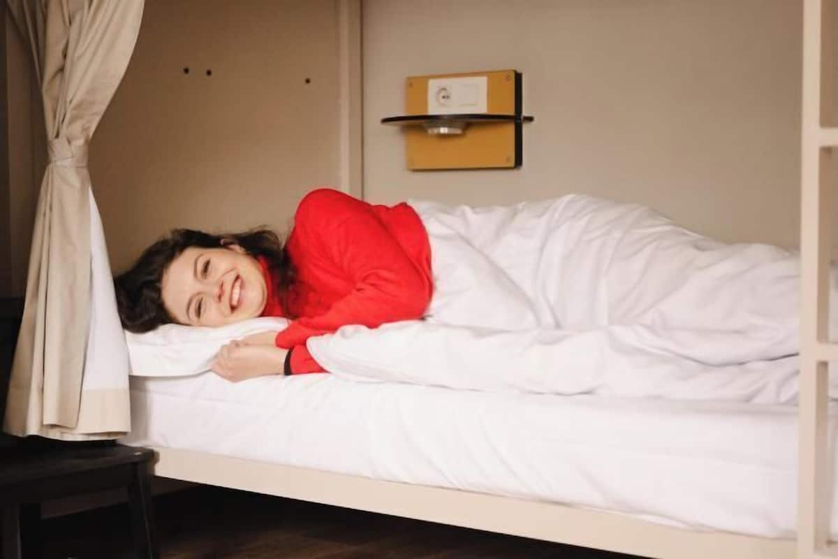 Quartos à prova de som, Wi-Fi de cortesia, roupa de cama