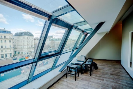 Sistema de insonorización, wifi gratis y ropa de cama