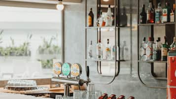 Bar (en la propiedad)
