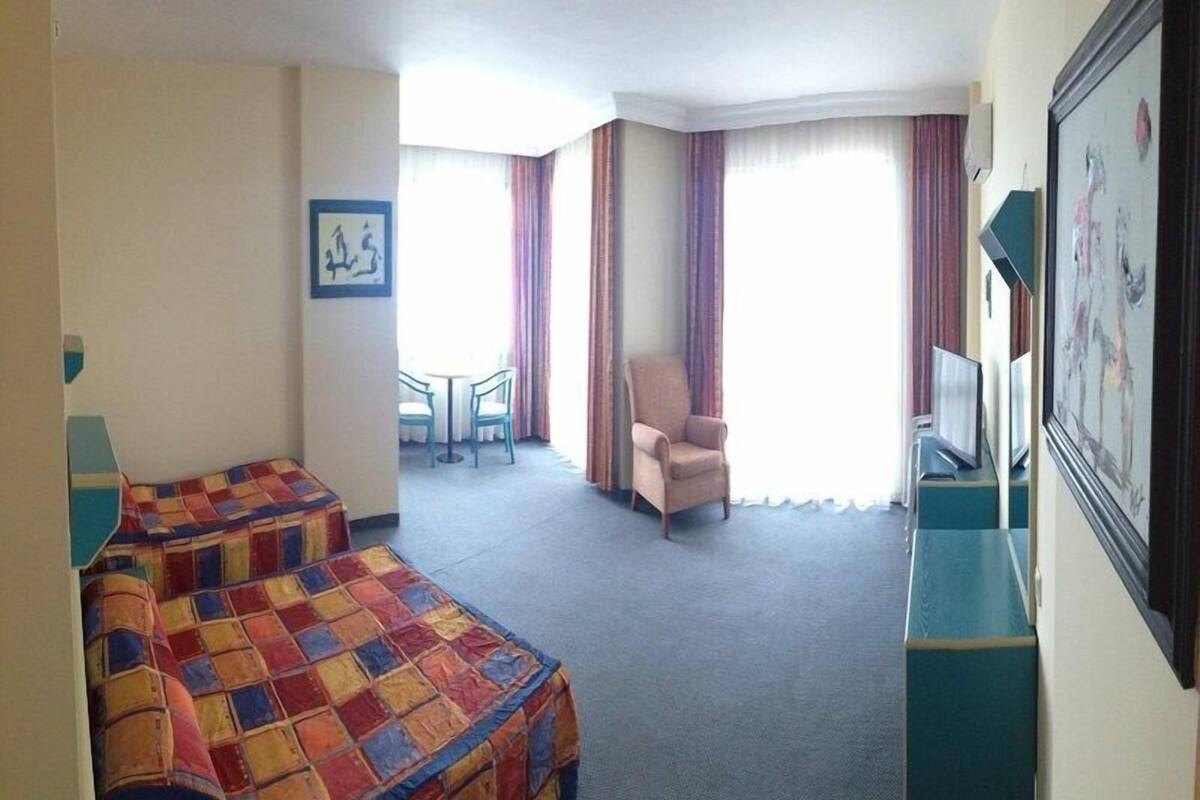 Quarto família | Área de estar | TV LCD