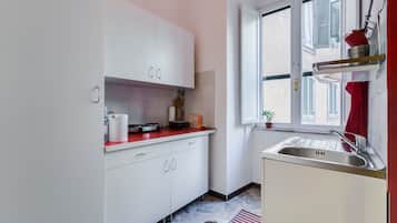 Frühstück (5 EUR pro Person)