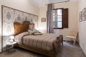 Iron/ironing board, free cots/infant beds, free WiFi, bed sheets - Flospirit - San Lorenzo (Florence)