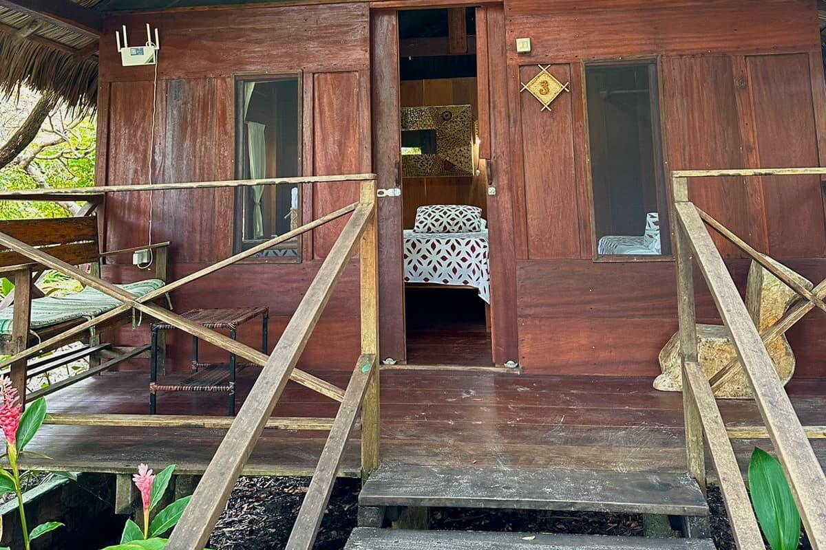 Triple Room | Individually decorated, free WiFi, bed sheets