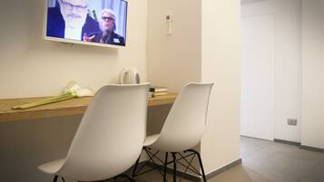 Camera Deluxe, cucina | Servizio della camera