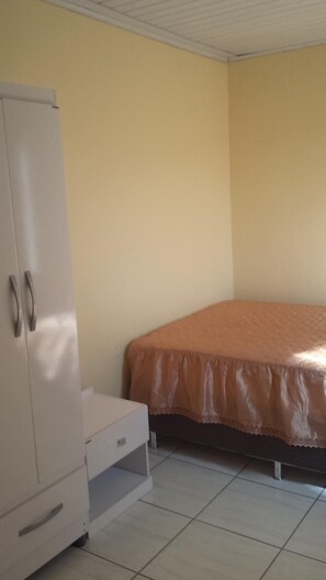 3 bedrooms, blackout curtains, free WiFi