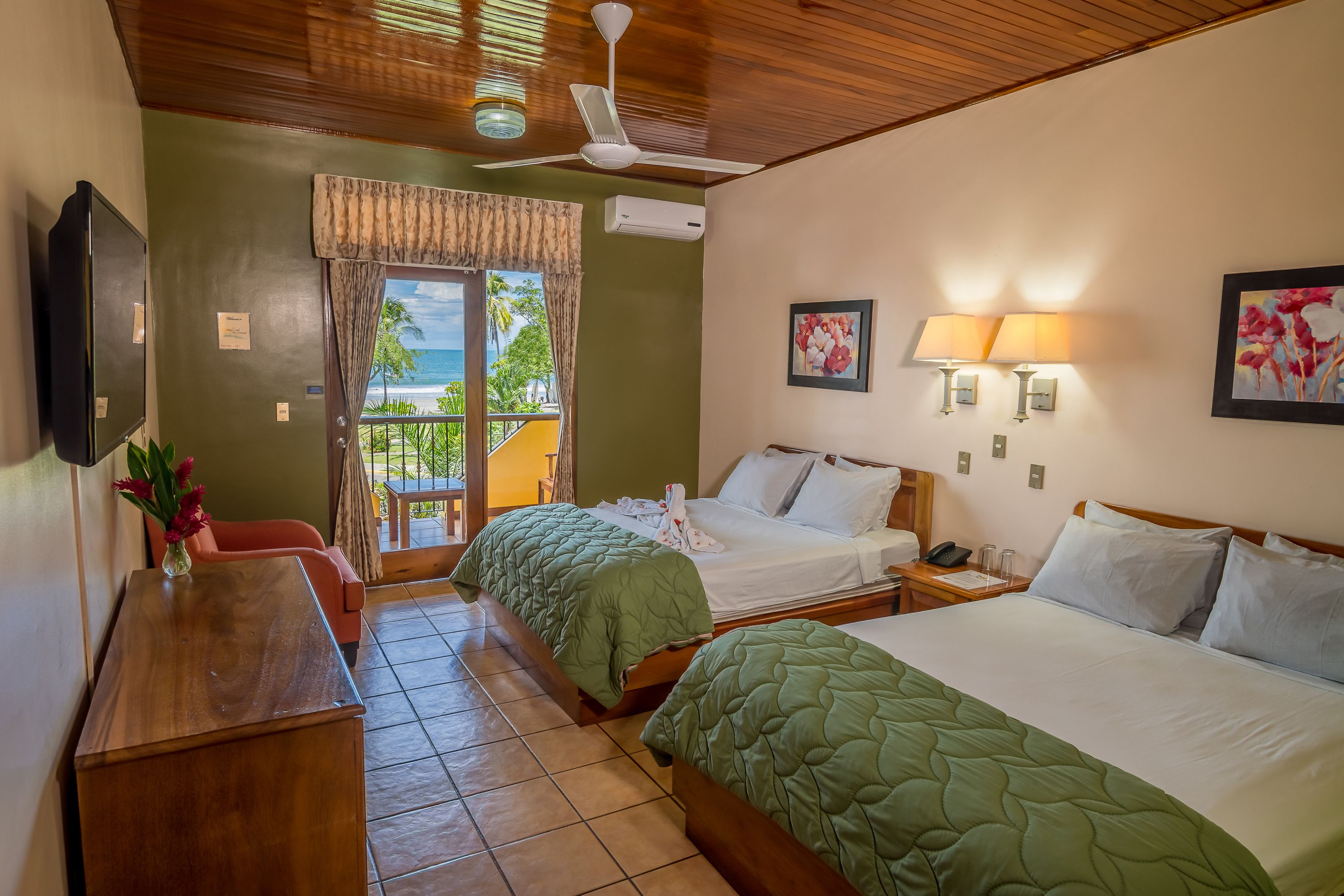 1 bedroom, in-room safe, free cots/infant beds, free wifi