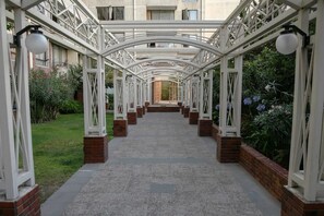 Courtyard - Lastarria Apartments (Santiago)