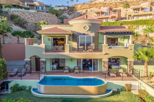 Montecristo 3 Bedroom Villa