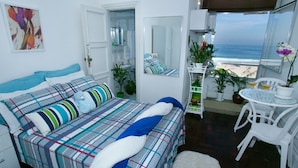 Apartamento panorâmico, 1 cama de casal e sofá-cama, para não fumantes | Vista do quarto