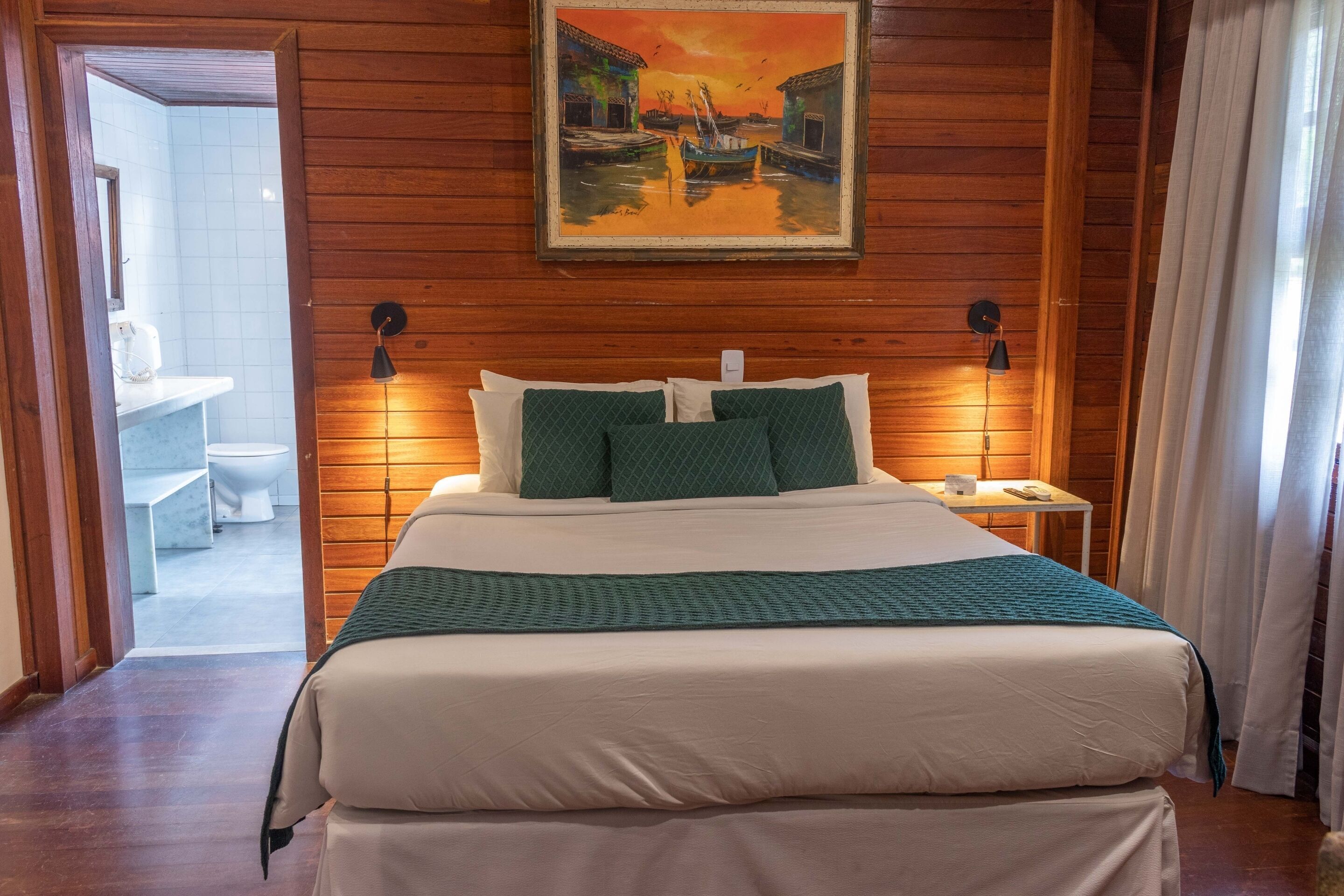 Minibar, blackout curtains, bed sheets