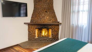 Quarto standard, 1 cama de casal | Frigobar, cortinas blackout, roupa de cama