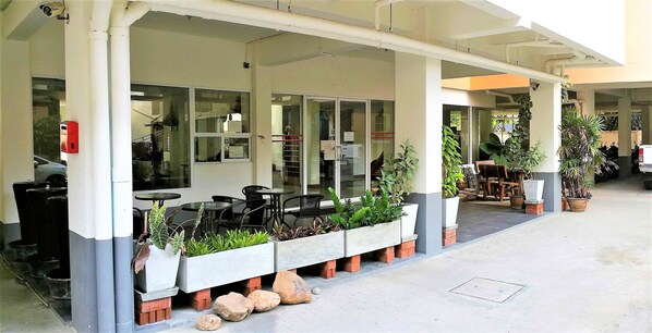 Property entrance - Anchan 2 Apartments and Rooms (Chiang Mai)
